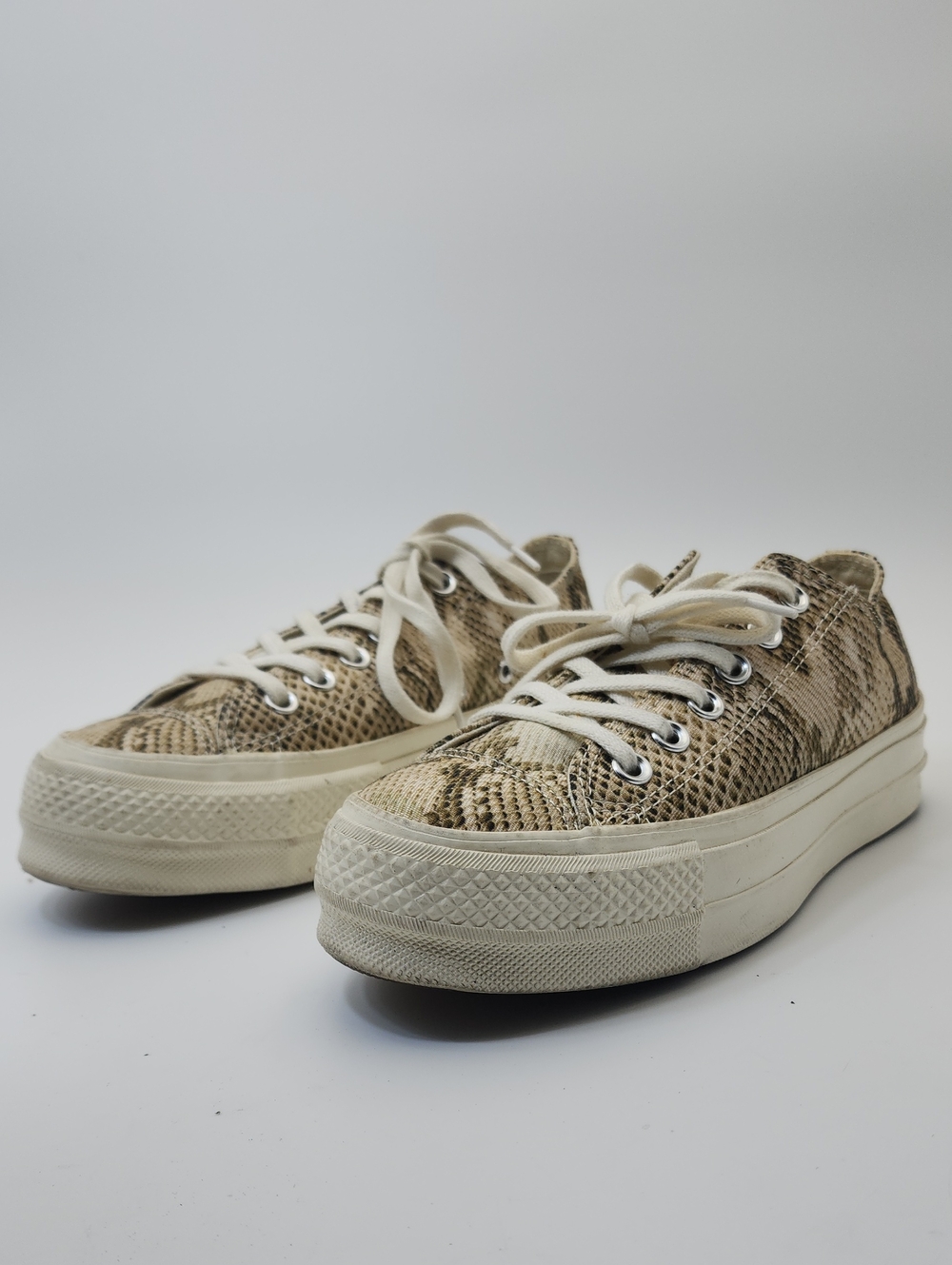 Converse Women's Chuck Taylor All Star Wild Lift Platform Low "Snakeskin" Size 7